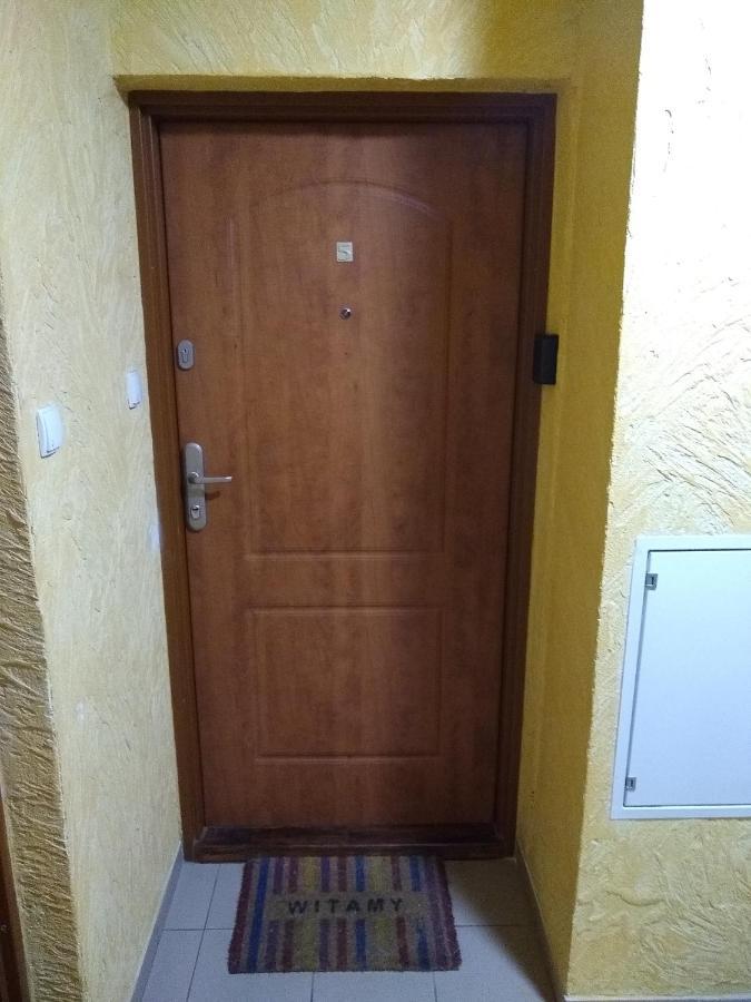 Green Apartment Z Bezplatnym Parkingiem Olsztyn  Exterior photo