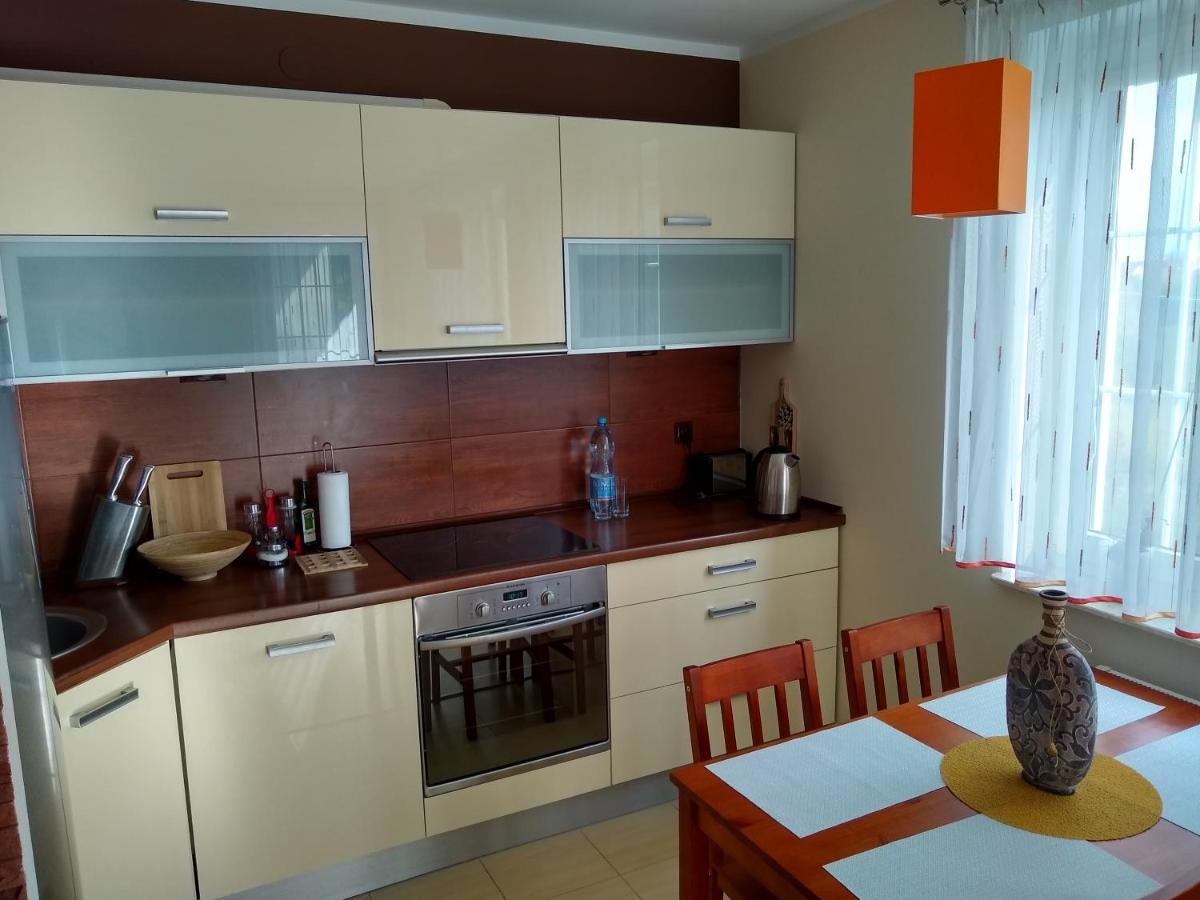 Green Apartment Z Bezplatnym Parkingiem Olsztyn  Exterior photo